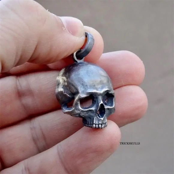 Dark Silver Classic Skull 316 Stainless Pendant & 50cm Black Round Box Chain - Picture 5 of 11